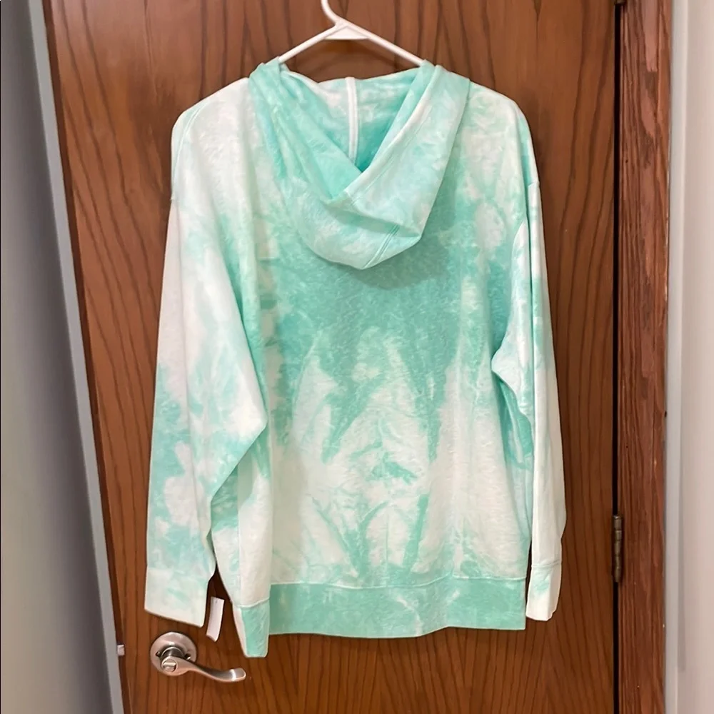 NIKE NWT Women’s Size Medium Light Green White Tie-Dye Hoodie Dry Fit Sweatshirt - Picture 7 of 10